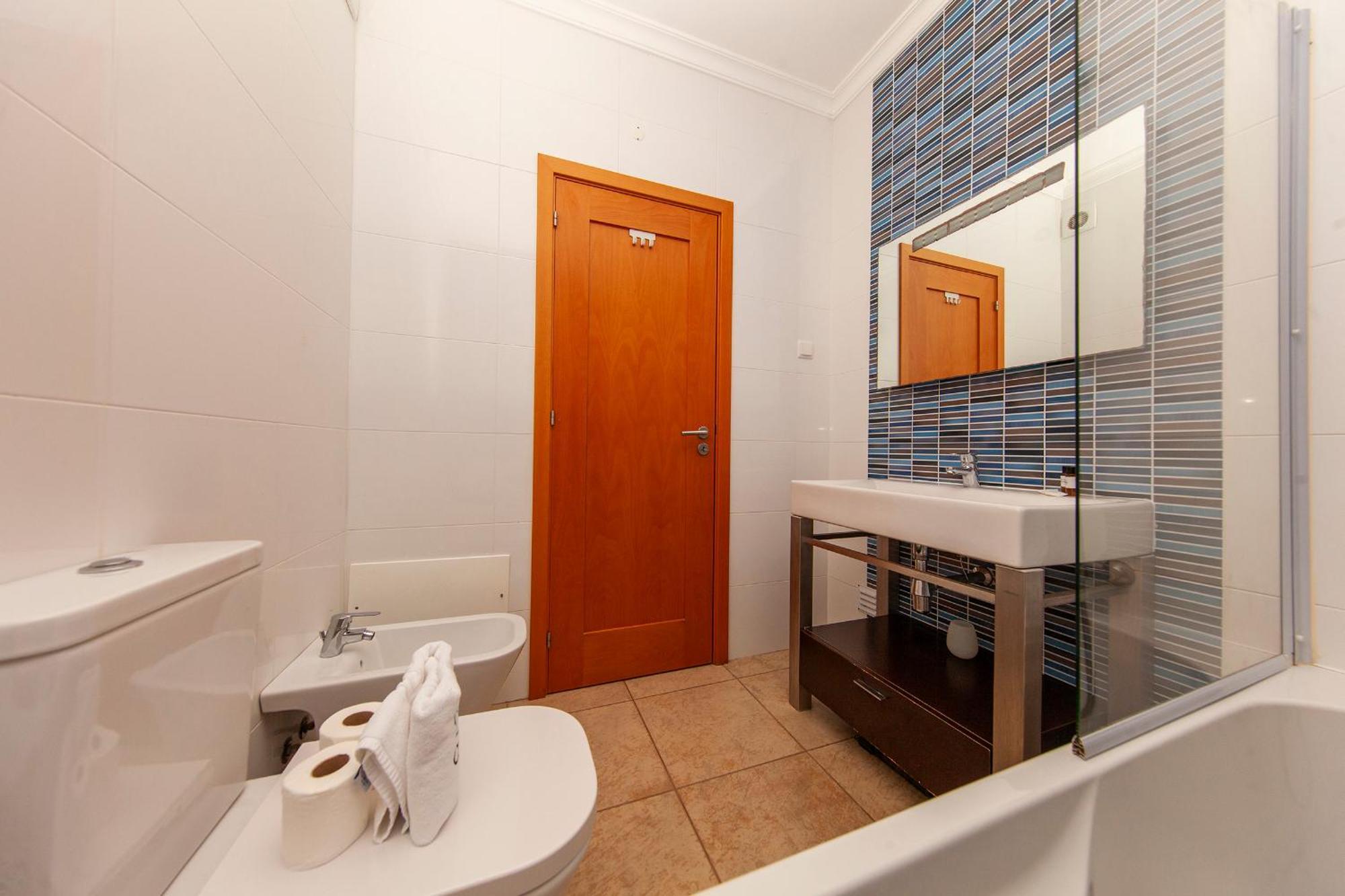 Appartement C02 - Luxury 3 Bed With Pool View *